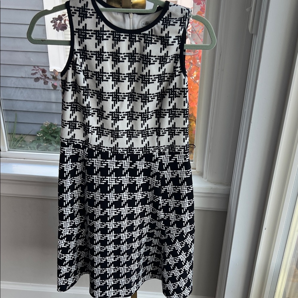 Sandra Darren Black and White Patterned Dress